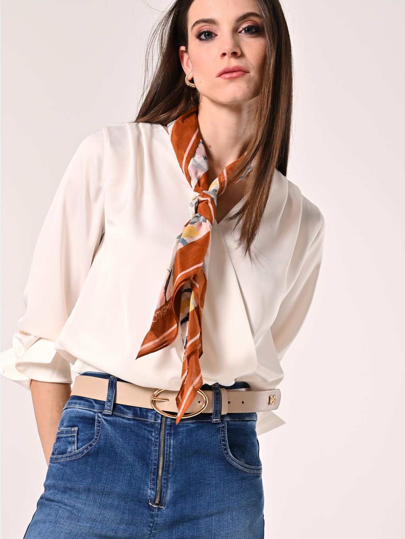 Beige Belt with Oval Buckle  Rinascimento