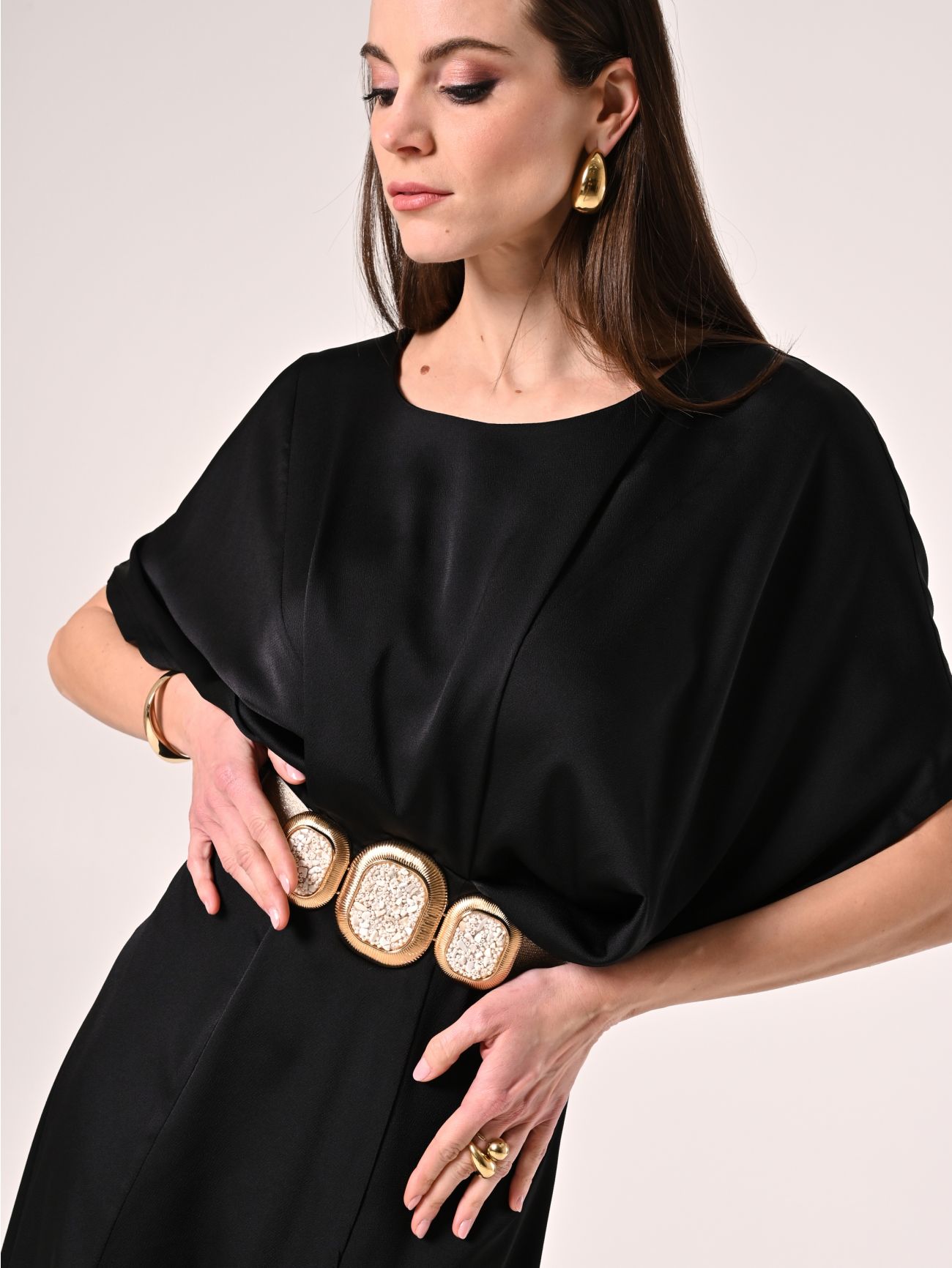 Gemstone belt in_i7