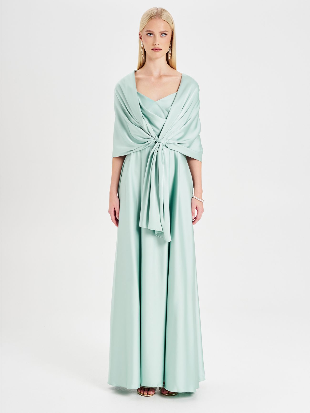 Rinascimento atelier Sage Green Stole det_1