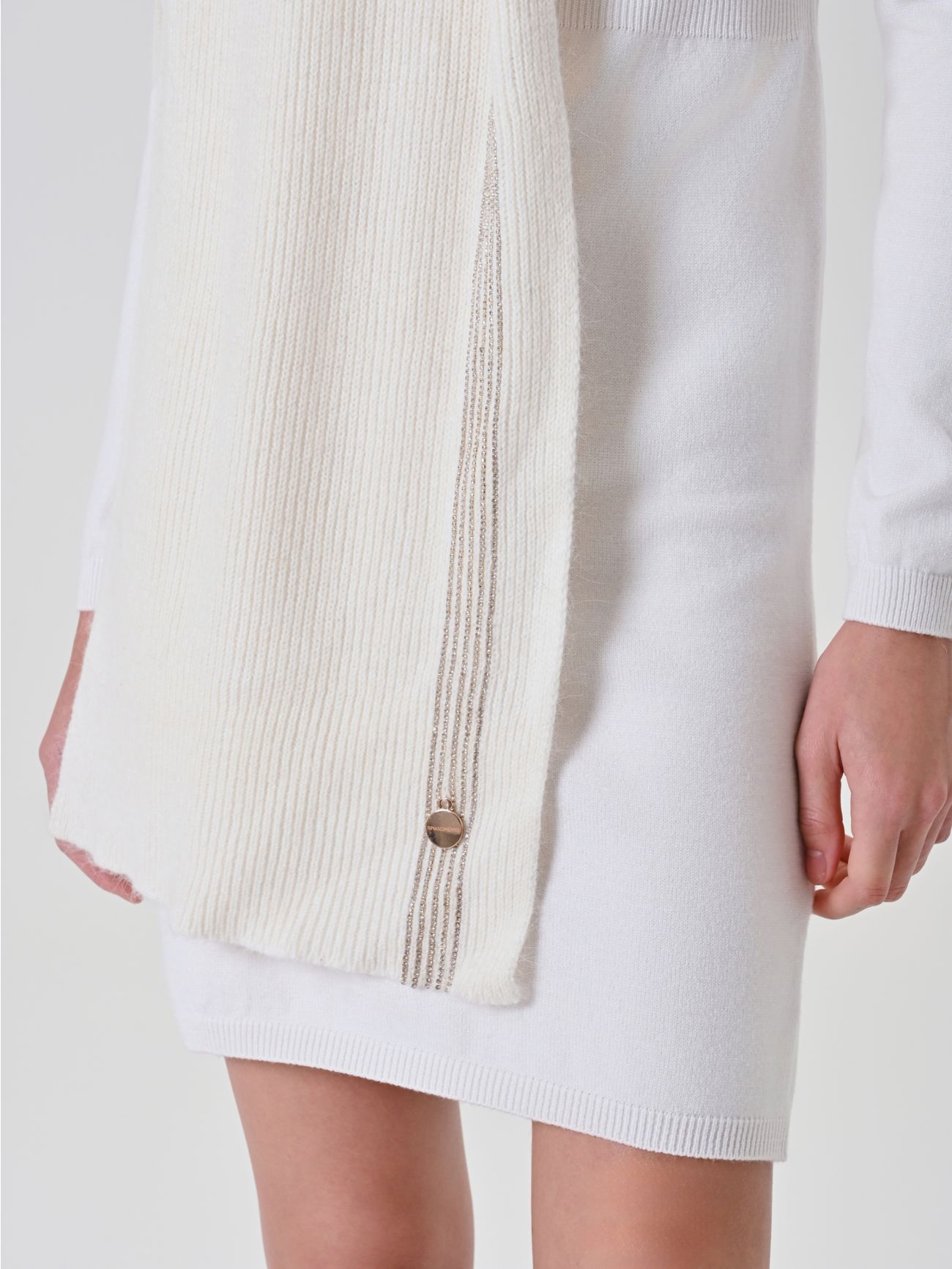 Cream White Knit Scarf 2 Rinascimento Cream White Knit Scarf in_i5