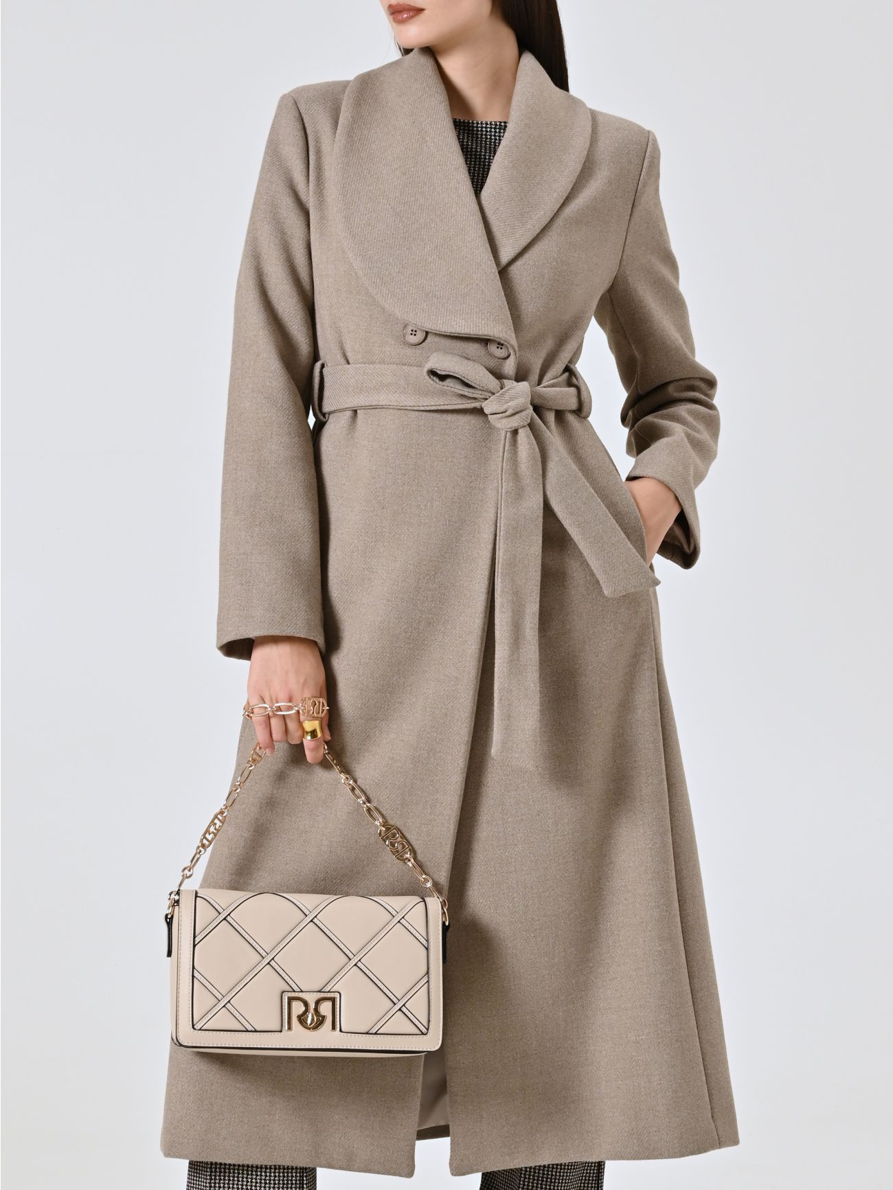 Black Quilted Bag in_i5