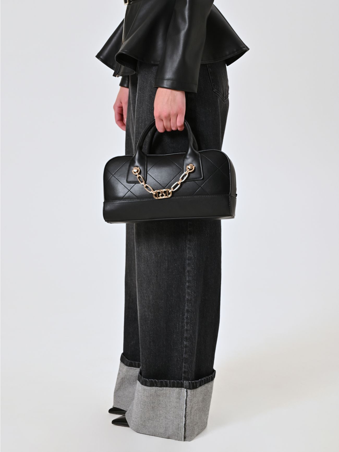Bolso negro matelassé in_i7
