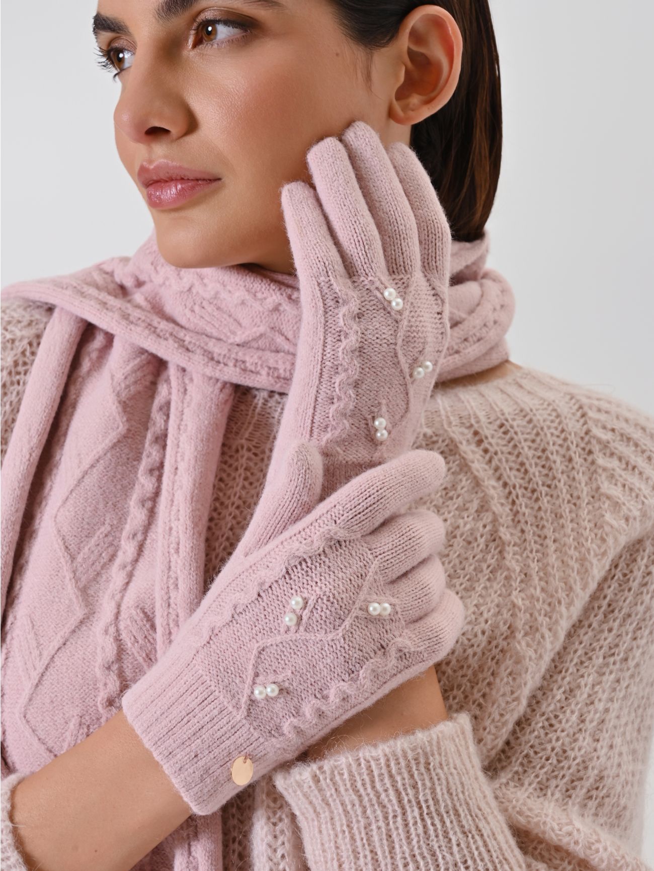 Pink Cable-Knit Gloves with Pearls 2 Rinascimento Pink Cable-Knit Gloves with Pearls in_i5