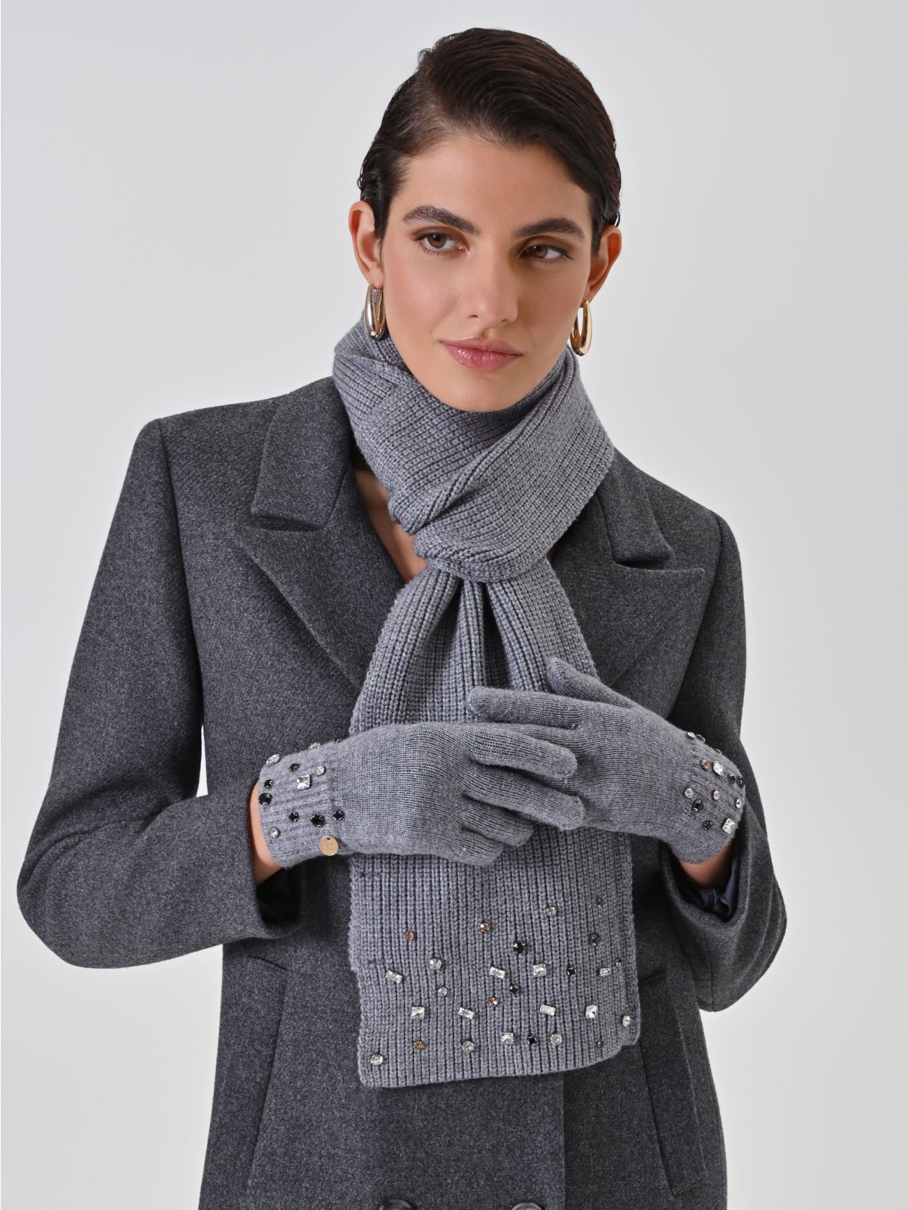 Stone-Embellished Grey Knit Gloves  Rinascimento