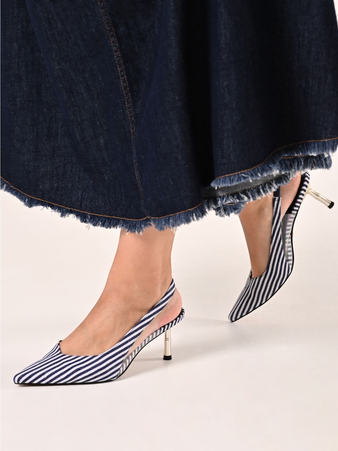 Escarpins slingbacks à rayures blanc et bleu in_i7