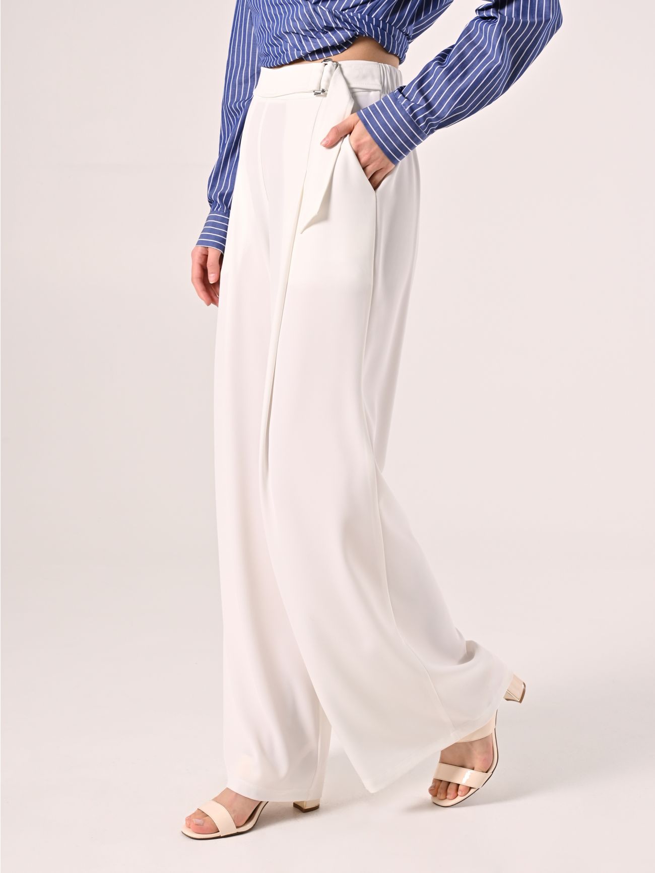 White Cady Trousers in_i7