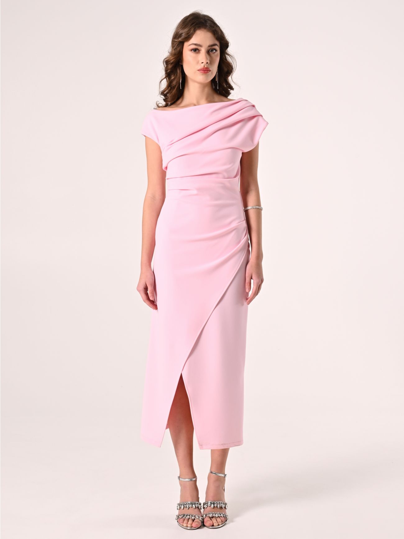 Scuba Crepe Sheath Dress with Asymmetric Slit det_1
