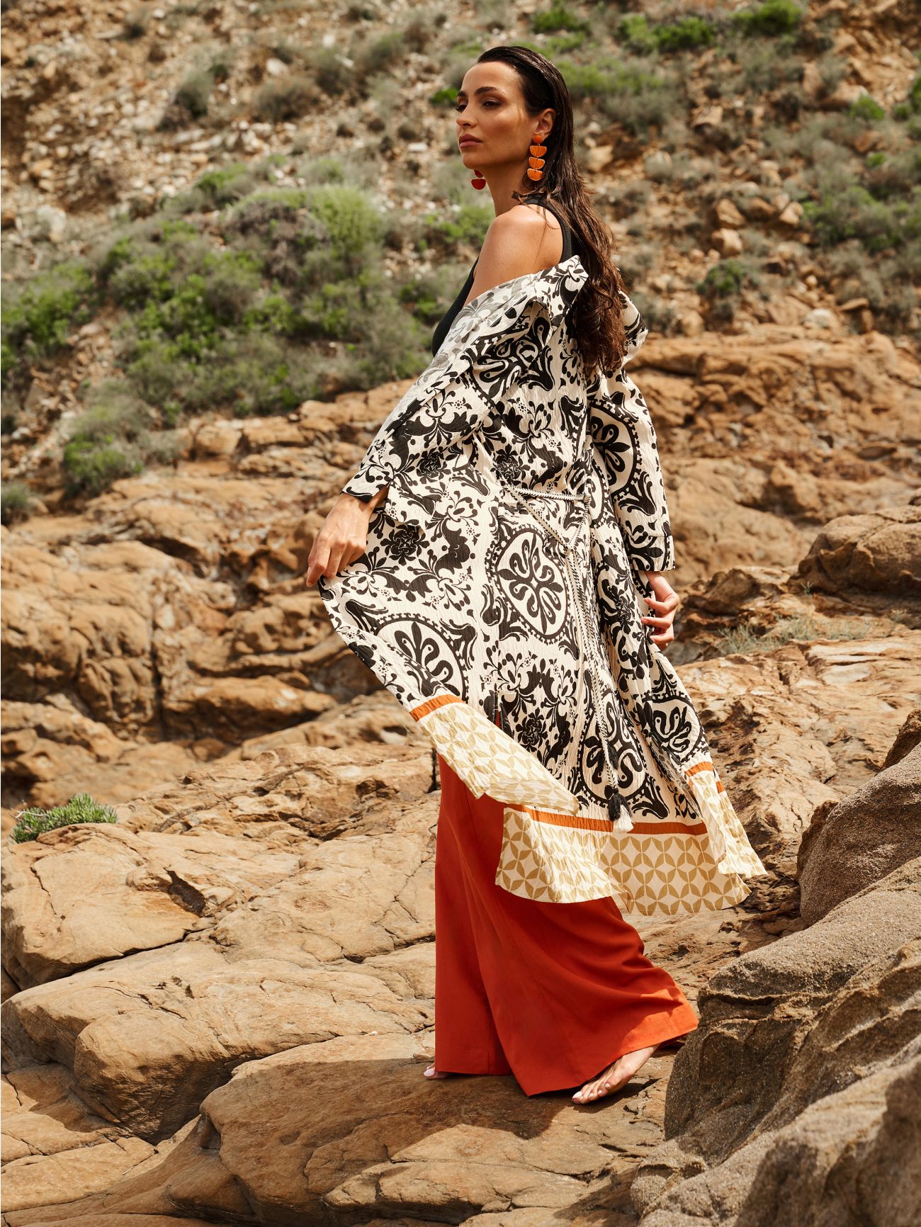 Hemdblusenkleid aus Viskose mit Ethno-Print sp_e1