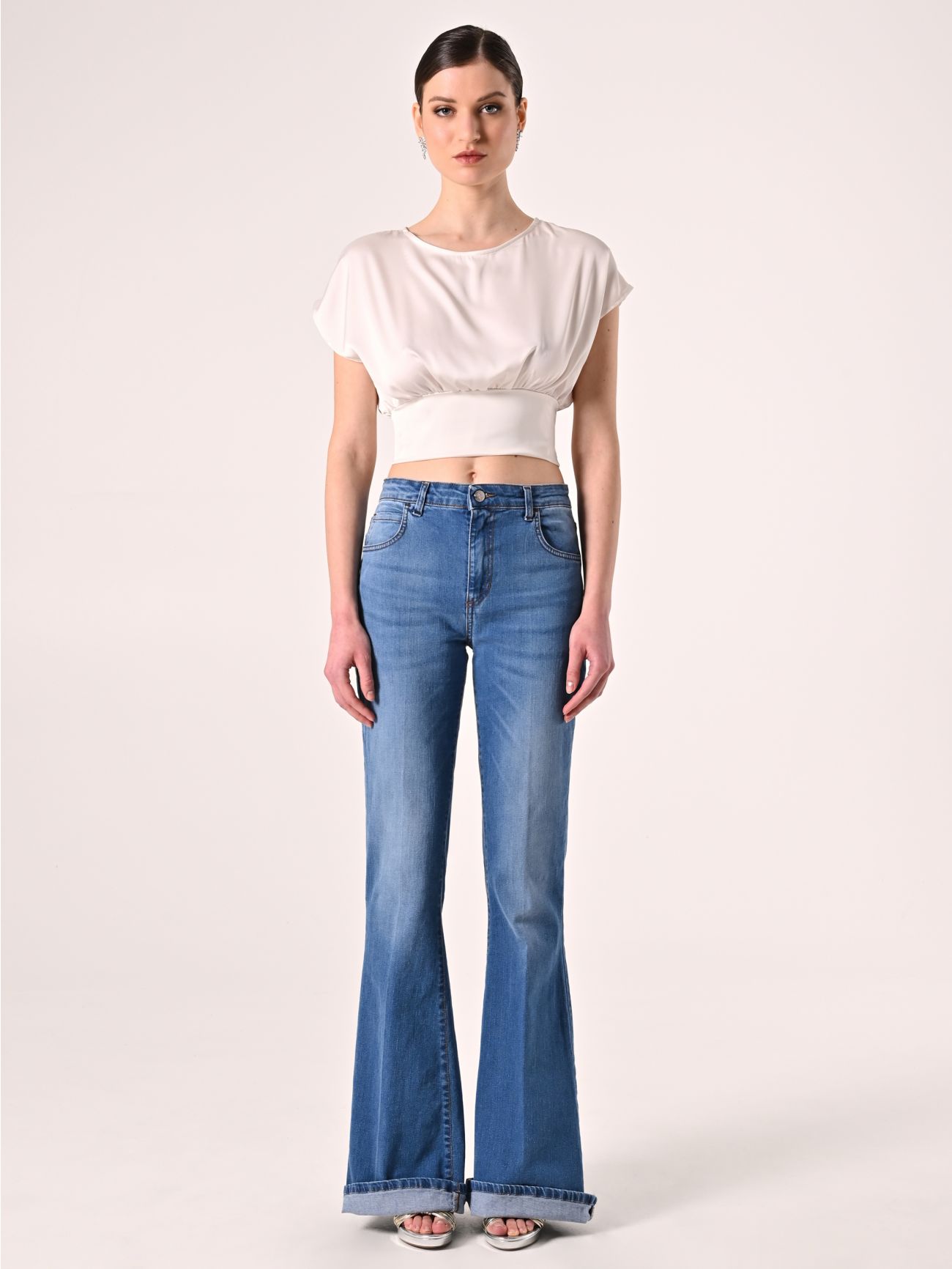 Bluse in Weiß mit Schleife det_1