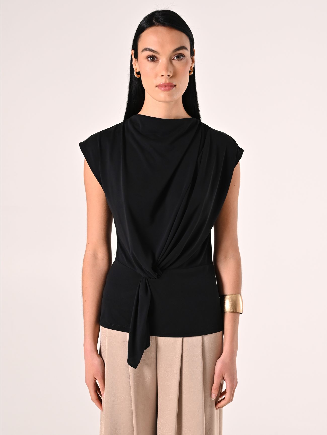 Black Tencel Top det_2