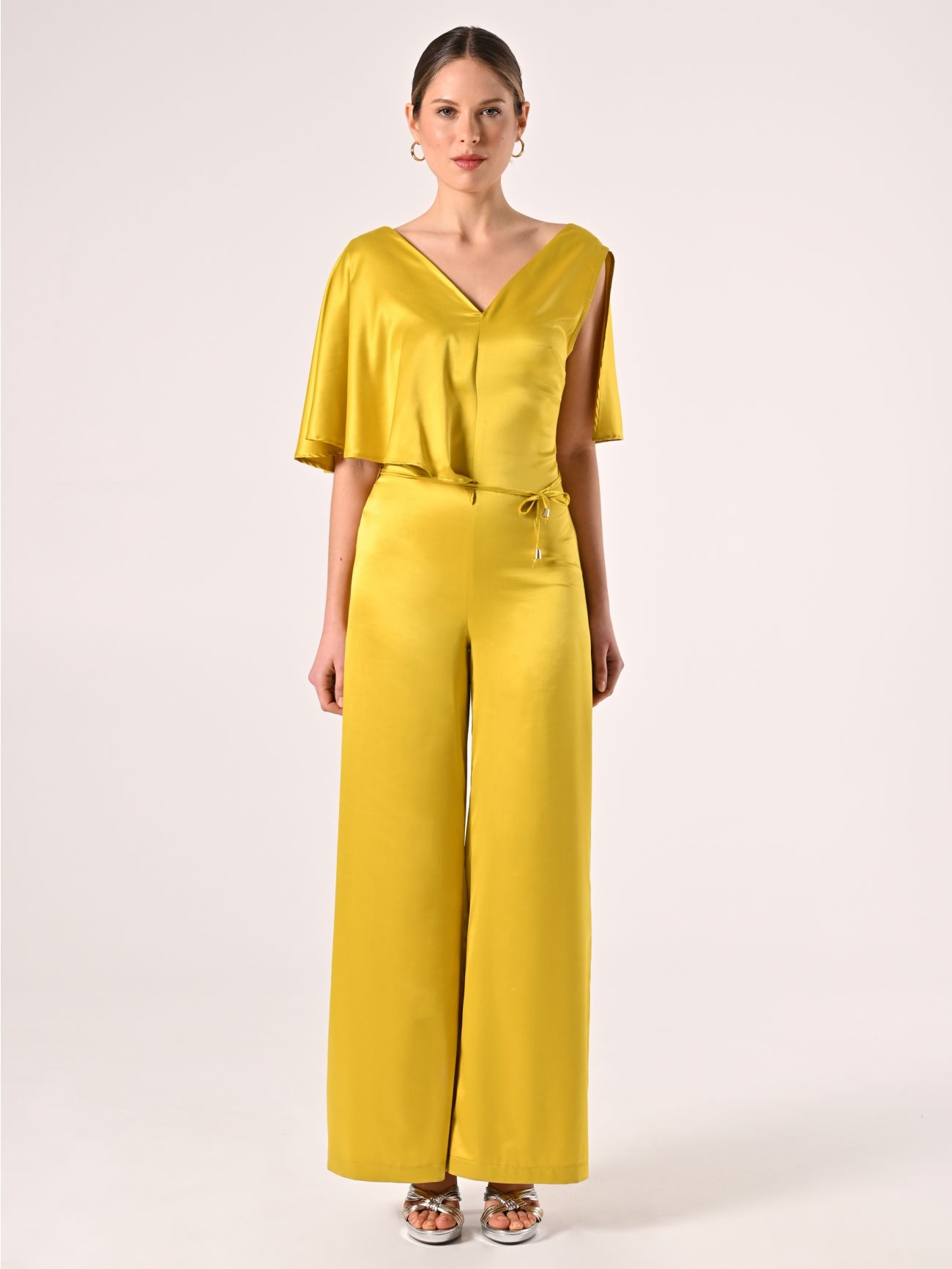 Jumpsuit in Avocado Green Satin det_1