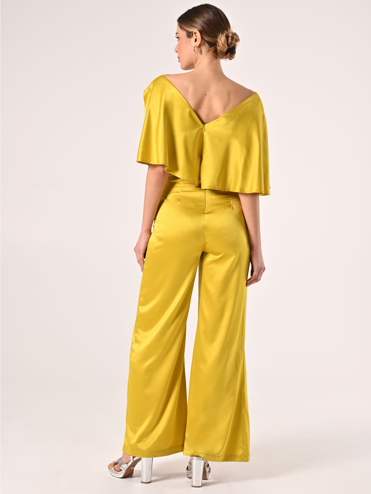 Jumpsuit in Avocado Green Satin det_3