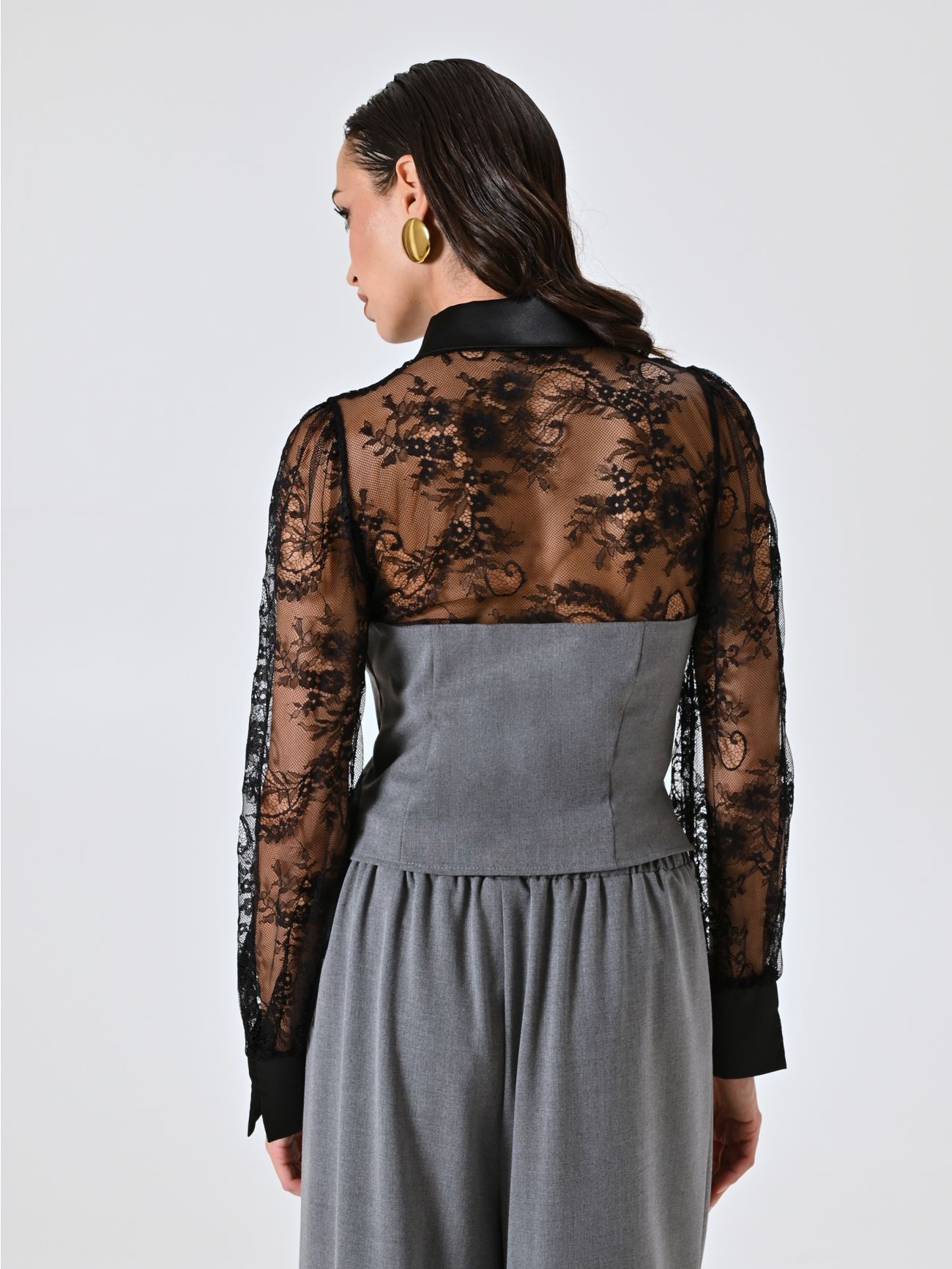 Blusa in Pizzo con Bustier effetto Fresco Lana det_3