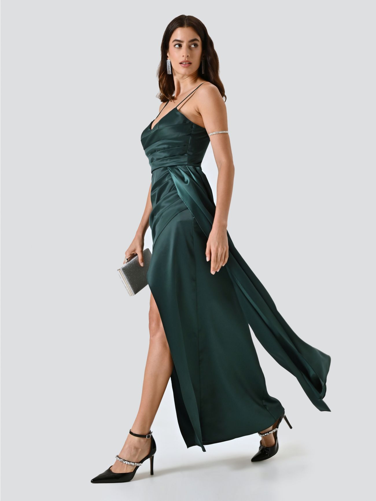 Langes Kleid in Grün aus Satin  Rinascimento