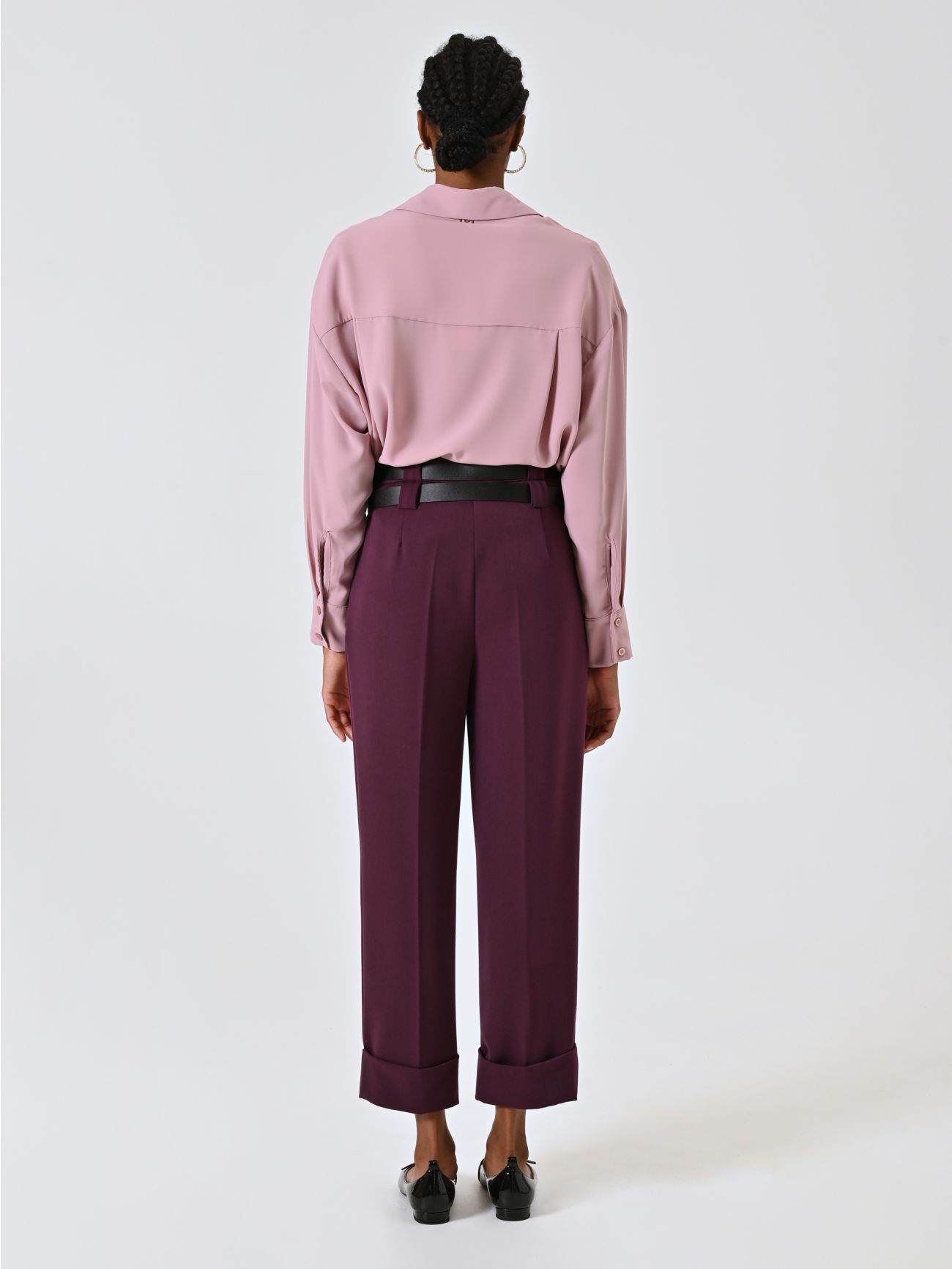 Pantalón burdeos efecto lana con dobladillo det_3