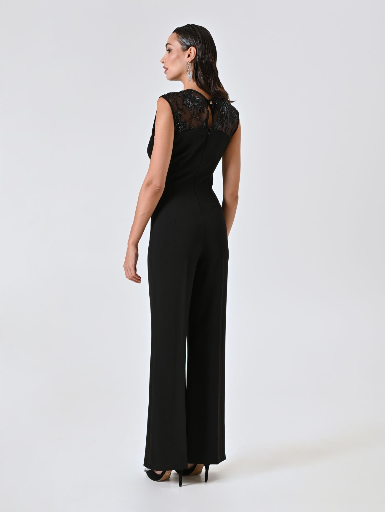 Tuta con Carré in Pizzo Paillettes det_3