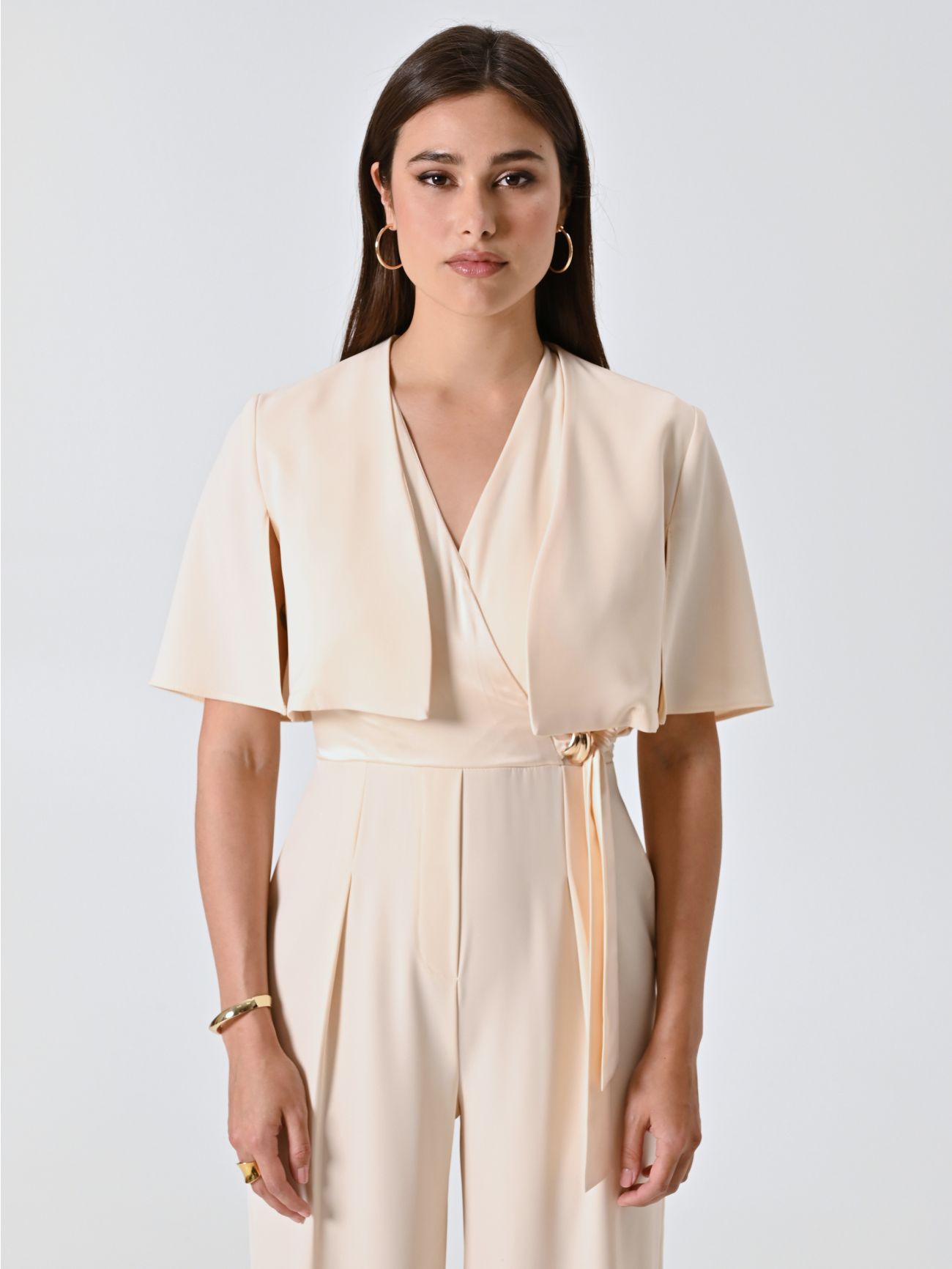 Flowy Beige Shrug det_2