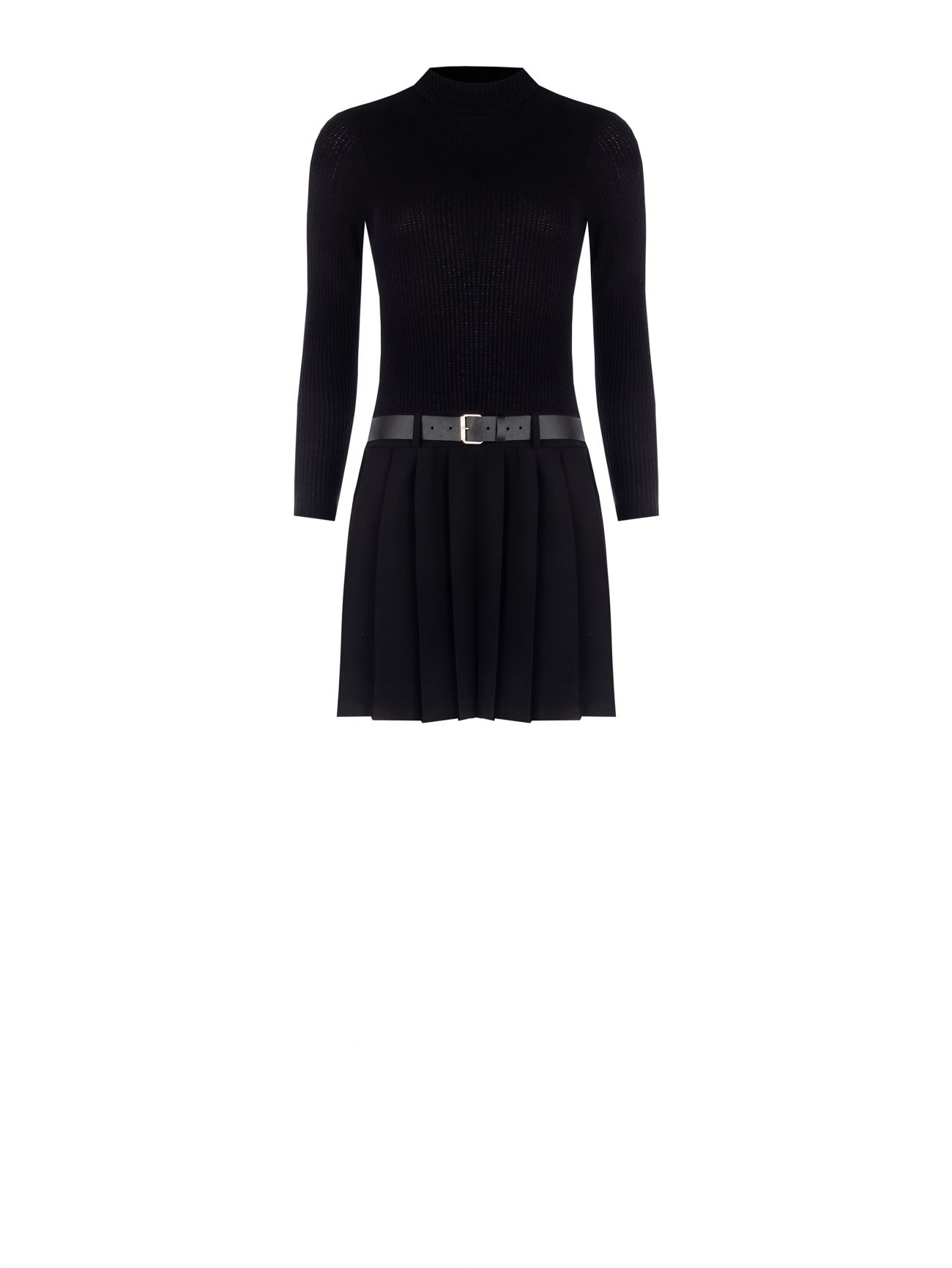 Black Dress with Pleated Skirt det_4