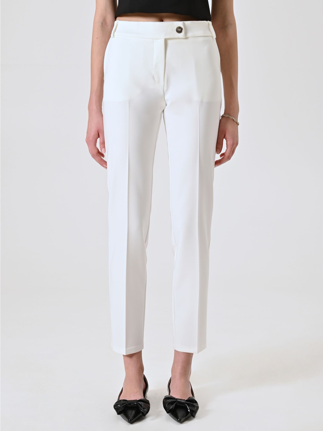 Slim Trousers in White Technical Fabric det_2