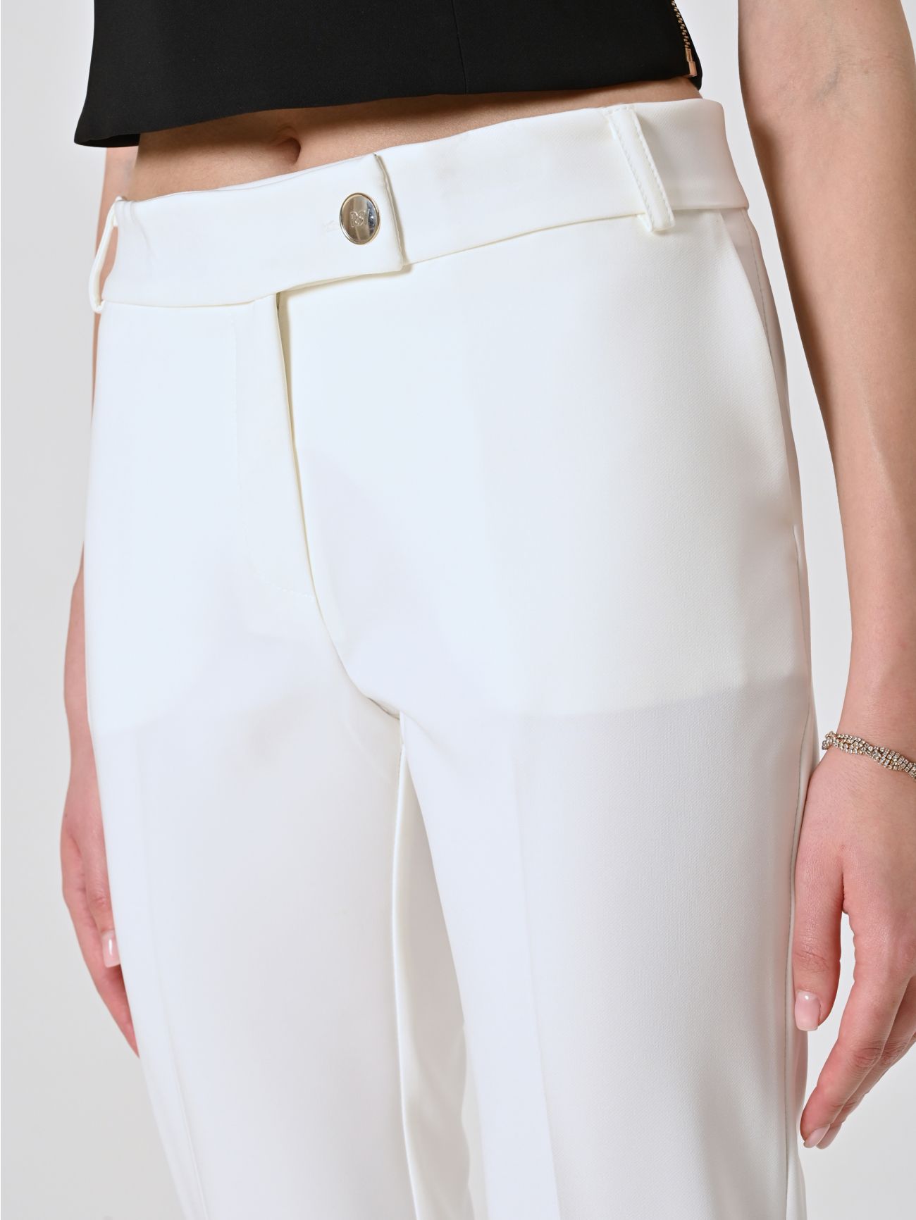 Slim Trousers in White Technical Fabric in_i5
