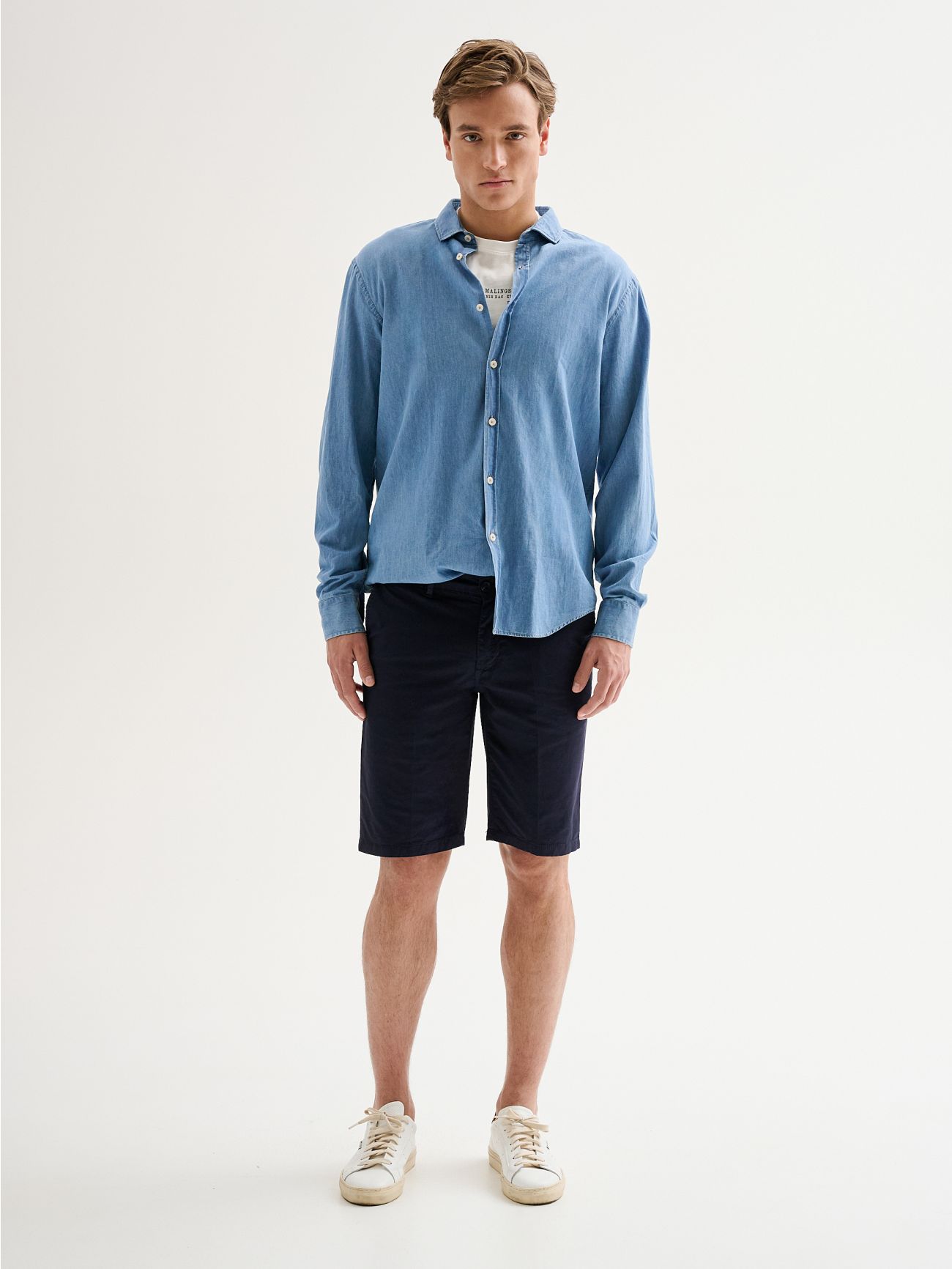 Men’s Shirt in Light Wash Denim QB24 det_1