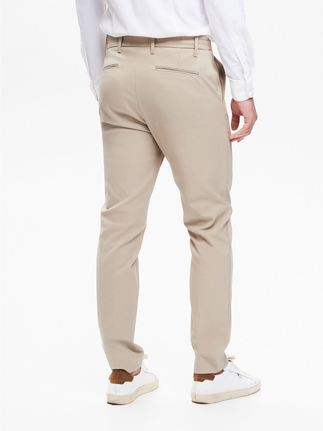 Pantalón en tejido técnico diagonal para hombre QB24 in_i4