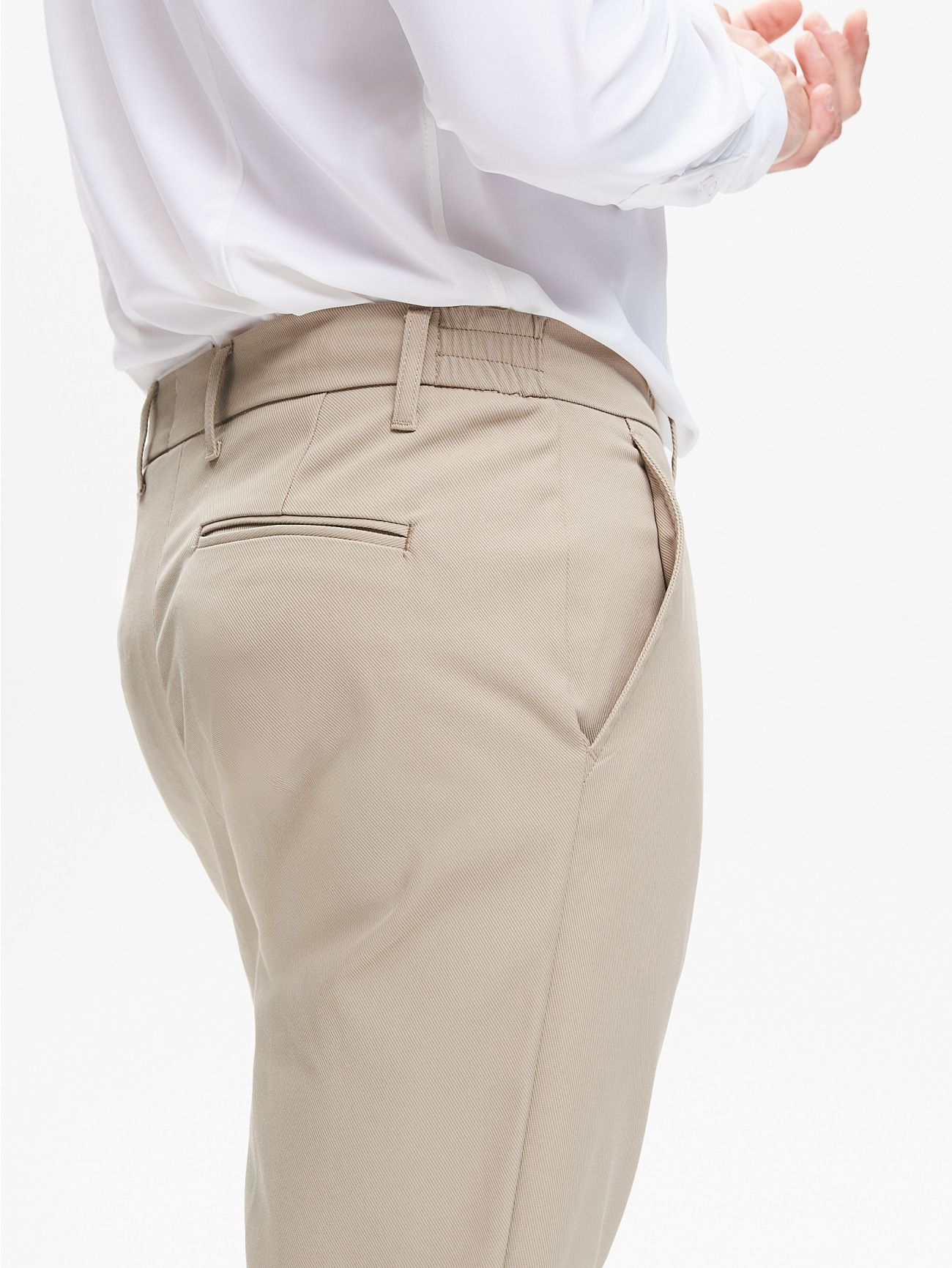 Pantalón en tejido técnico diagonal para hombre QB24 in_i5