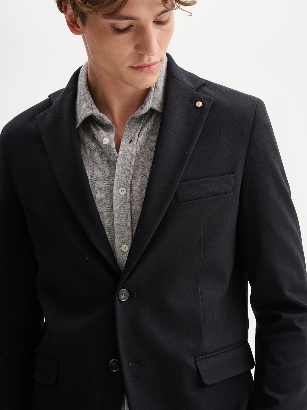 Men’s Milano-Knit Jacket with Two Buttons QB24 det_1