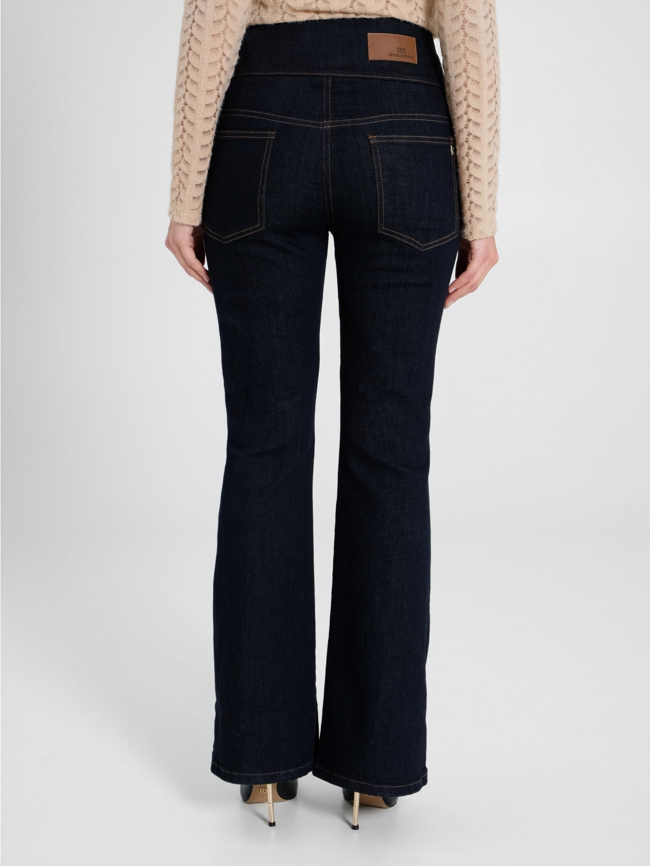 High-waisted Flared Jeans in_i4