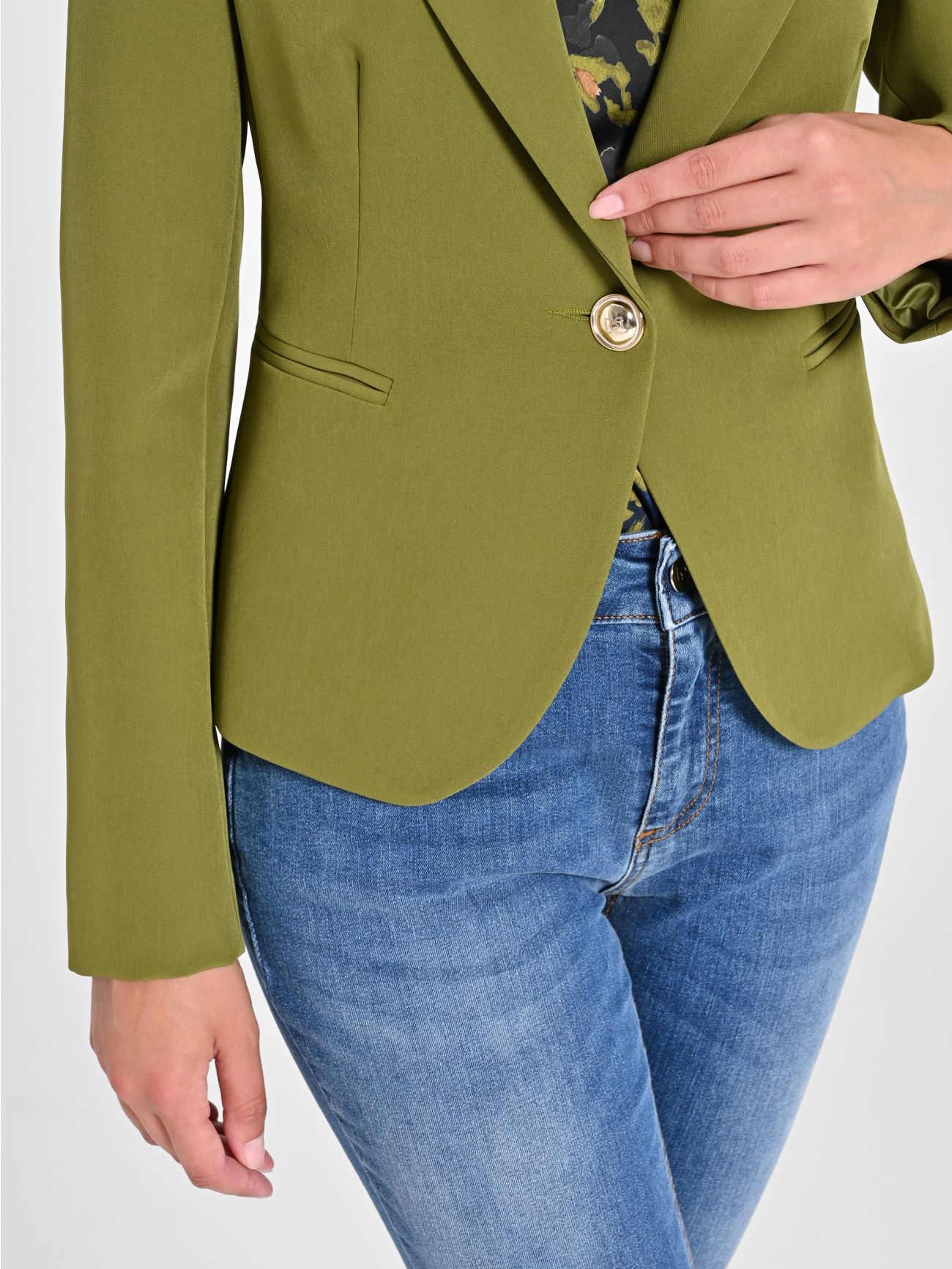 Single-Button Jacket in Moss Green Technical Fabric in_i5
