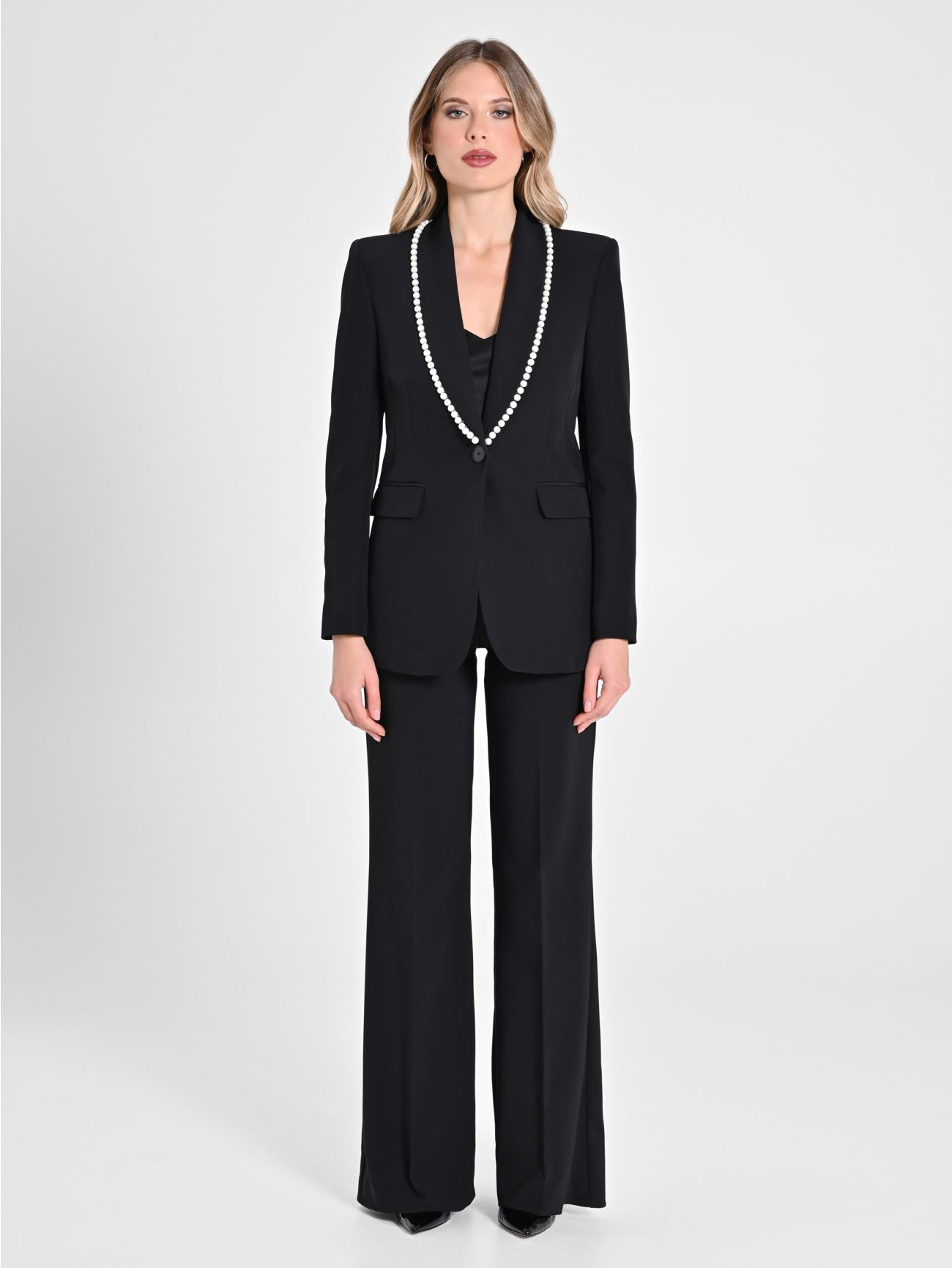 Jacket with Pearls det_1