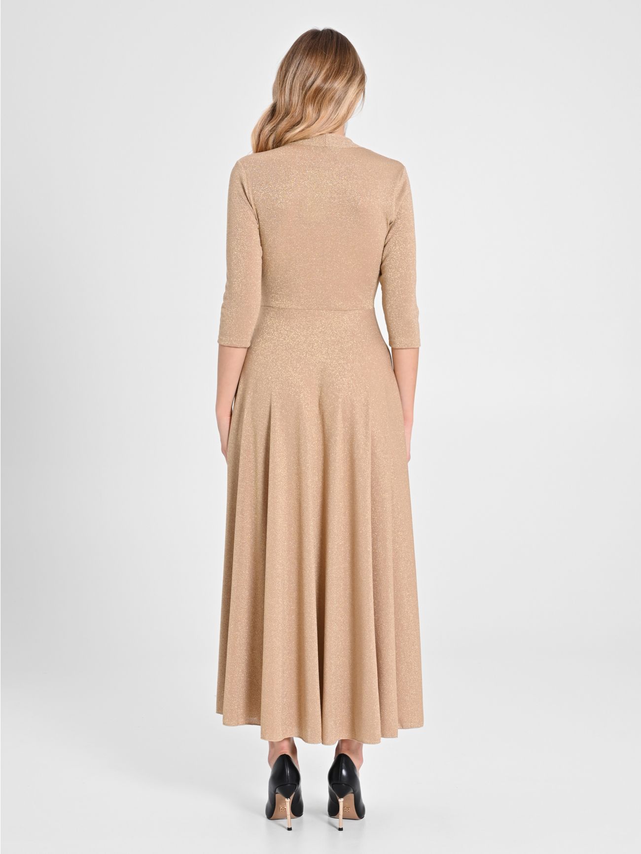 Robe longue en fil de lurex doré det_3
