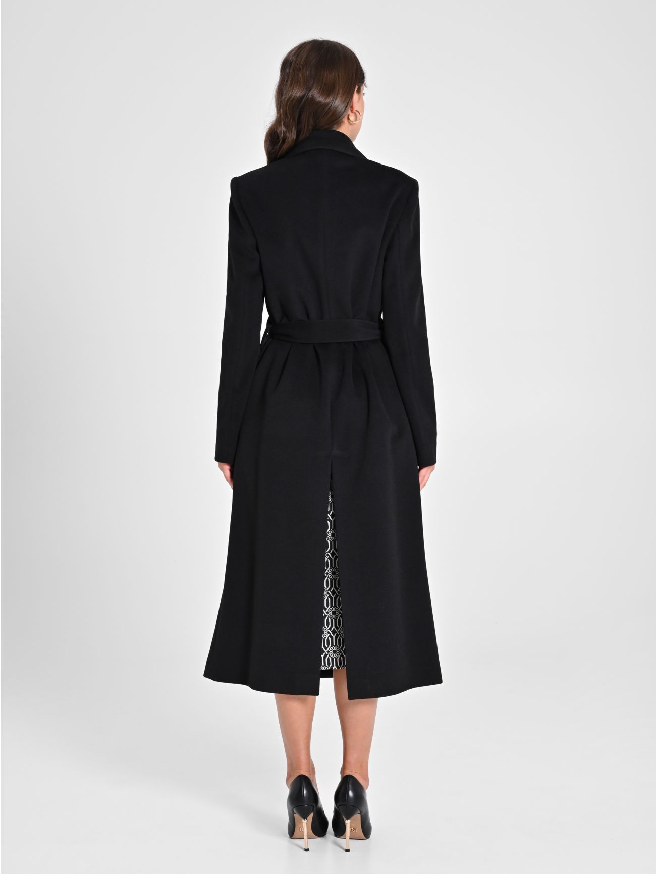 Maxi Black Coat with Belt det_3