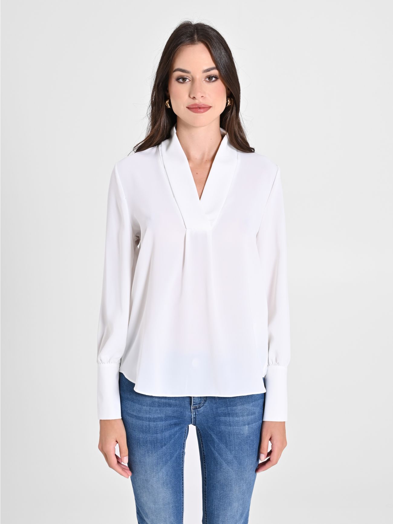White Blouse det_2