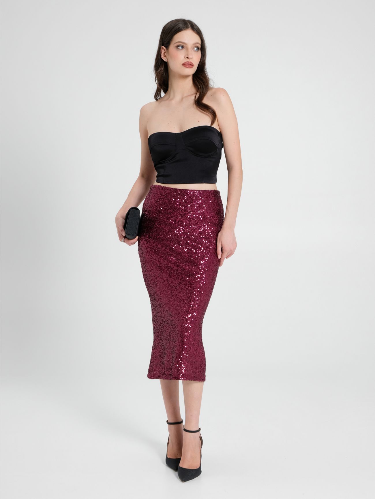 Sequinned Pencil Skirt in_i7