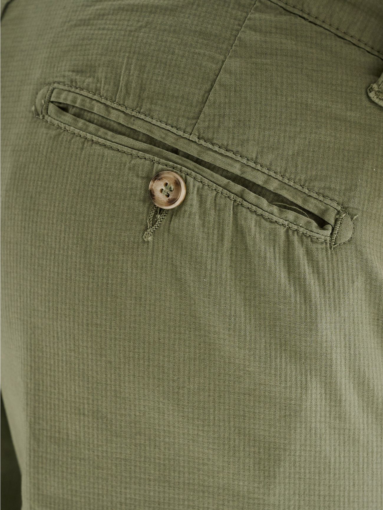 Men's Slim-Fit Chinos with Embossed Texture QB24 in_i5