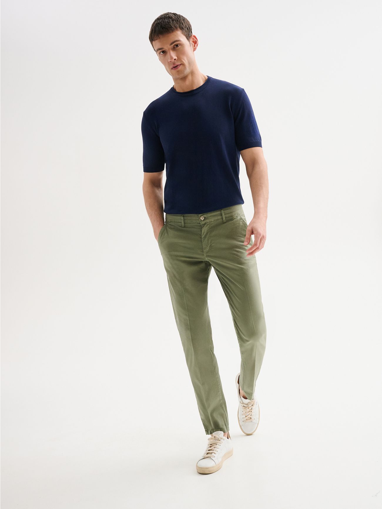 Men's Slim-Fit Chinos with Embossed Texture QB24 sp_e1