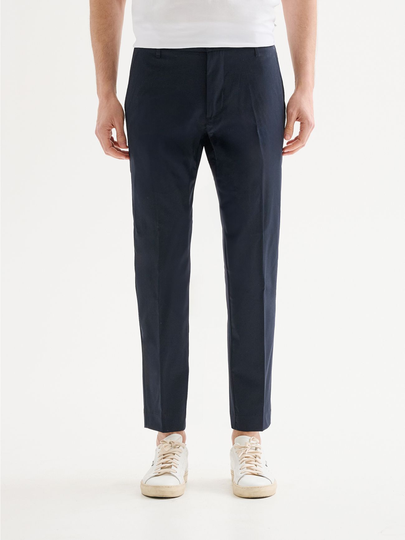 Men's Regular Trousers in Technical Fabric QB24 det_3