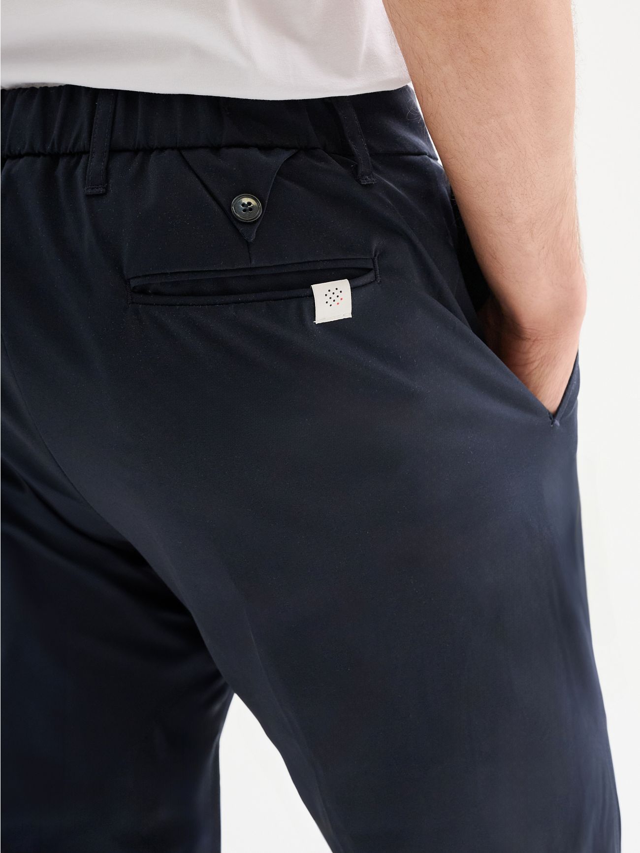 Men's Regular Trousers in Technical Fabric QB24 in_i5