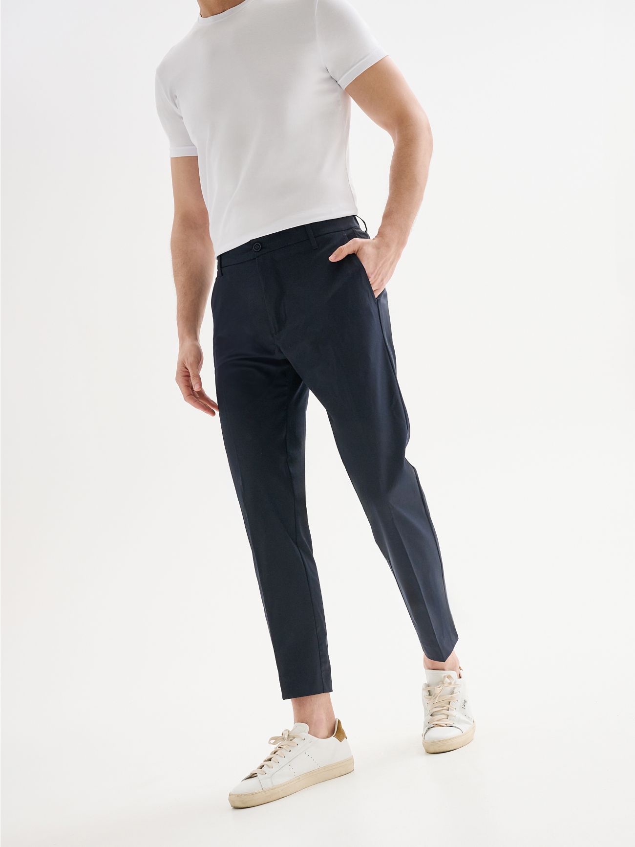 Men's Regular Trousers in Technical Fabric QB24 sp_e1