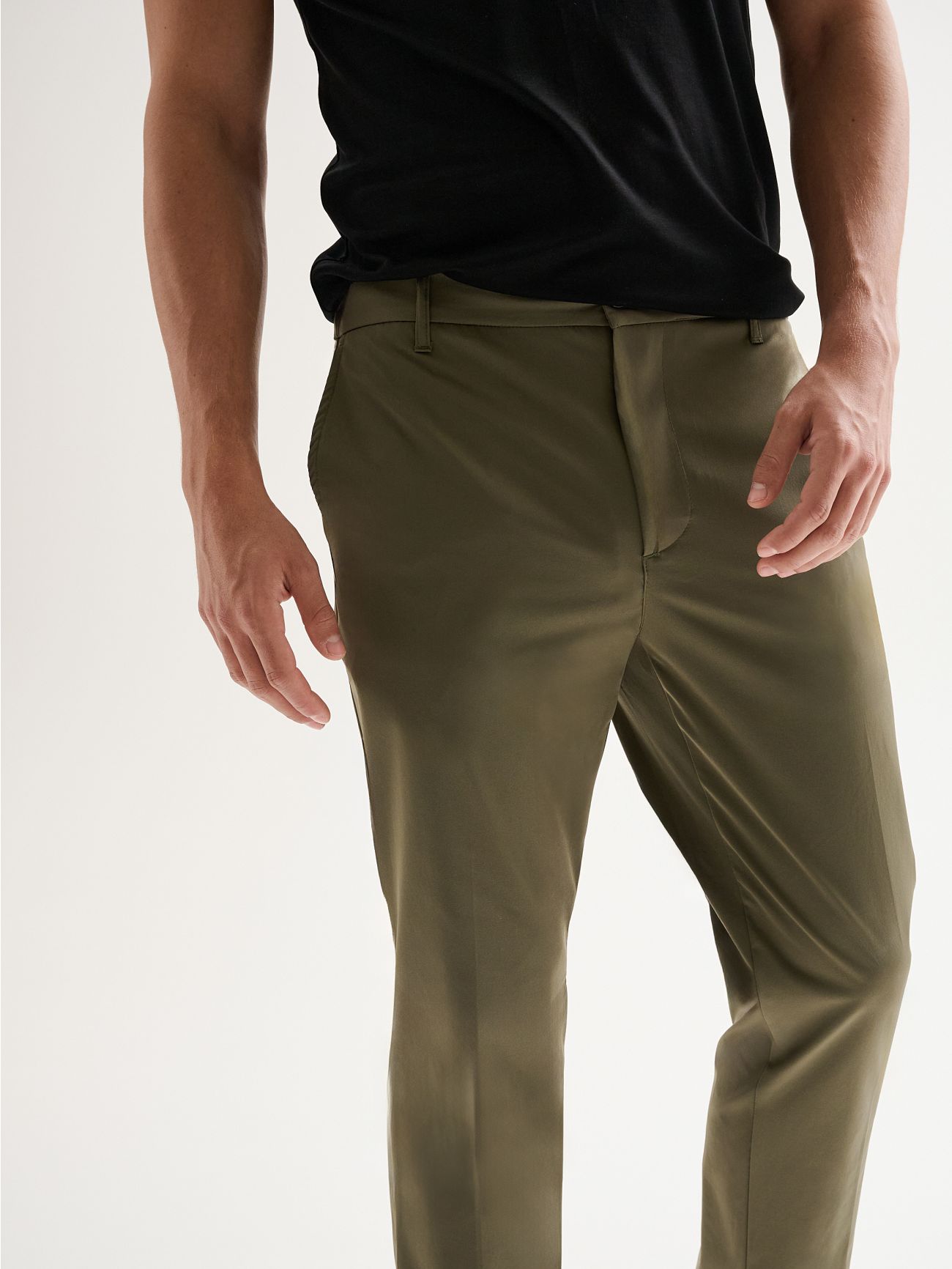 Men's Regular Trousers in Technical Fabric QB24 in_i5