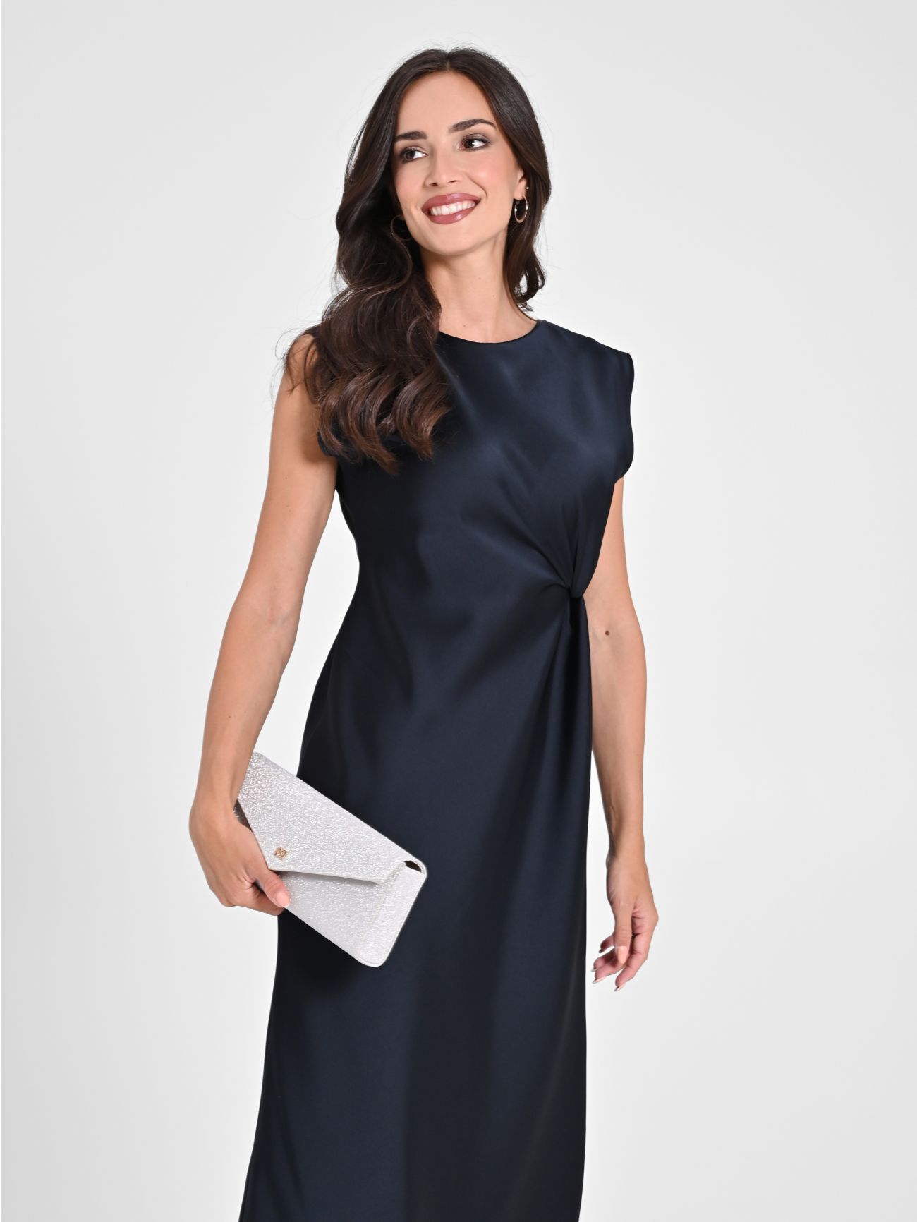 Knot Dress in_i7