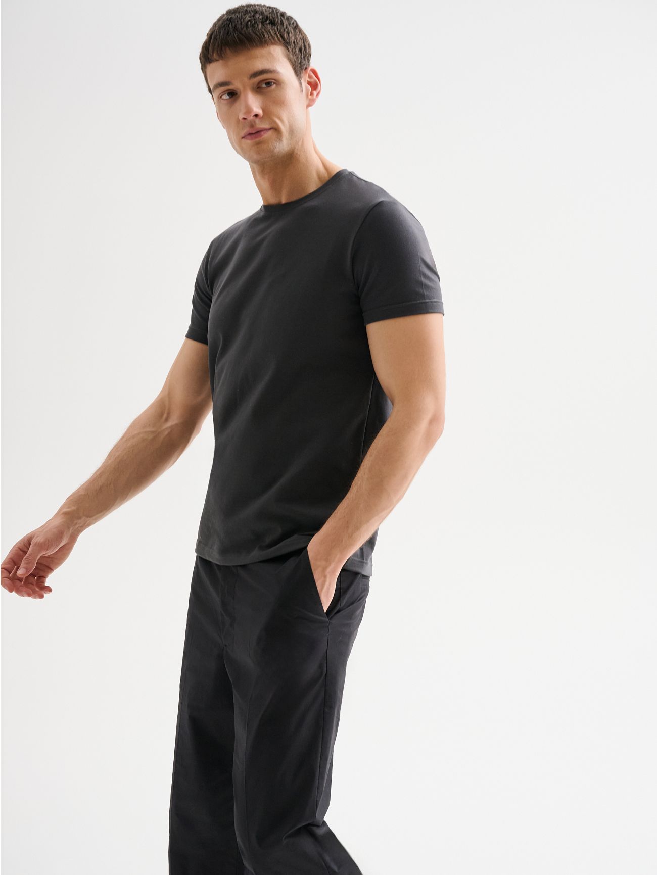 Men's Grey Short-Sleeved Crewneck T-Shirt QB24  Rinascimento