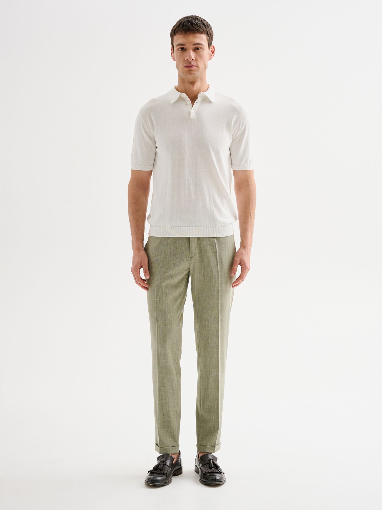Men's Basic White Knitted Polo Short in Crepe Cotton QB24 det_1