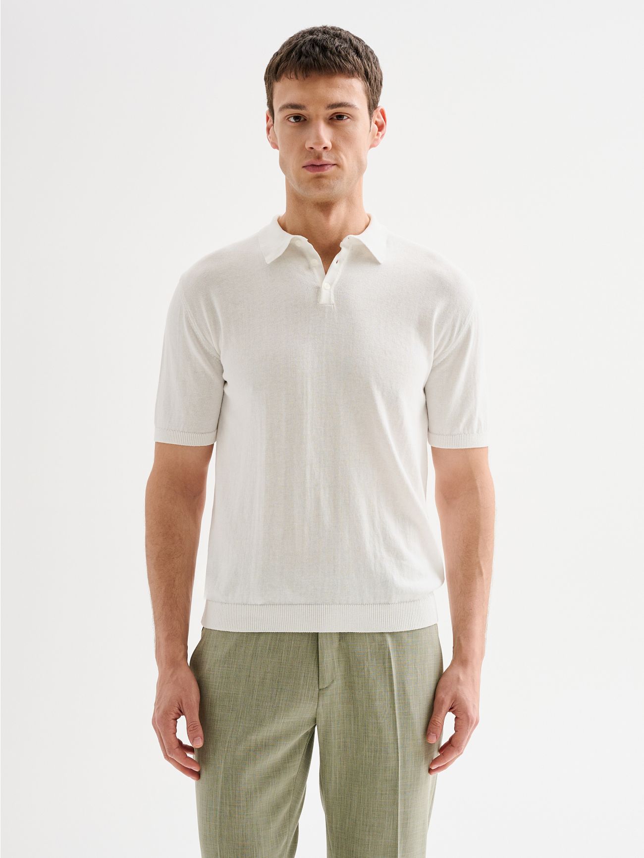 Men's Basic White Knitted Polo Short in Crepe Cotton QB24 det_3