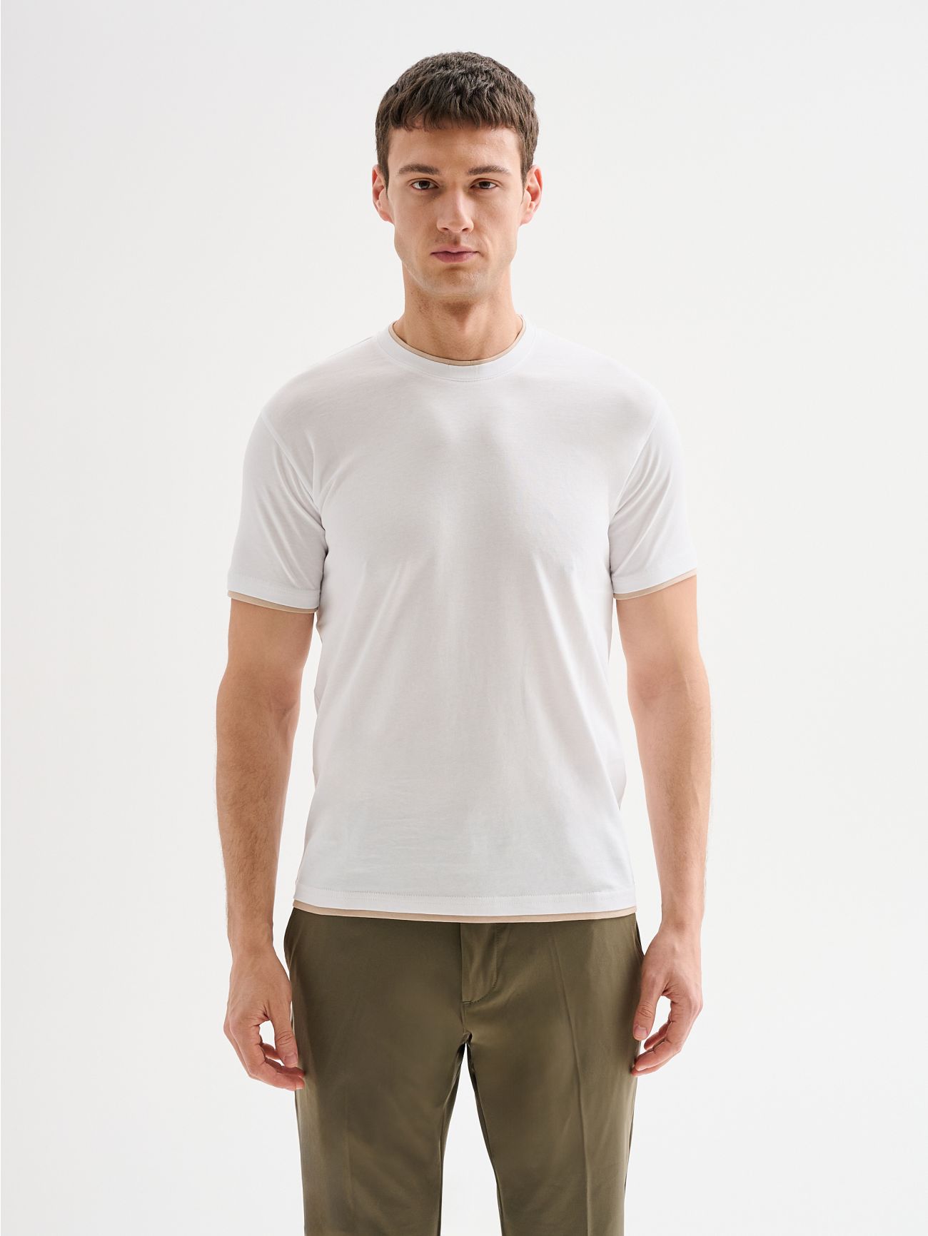 Men’s White T-Shirt with Contrast Trim QB24 det_3