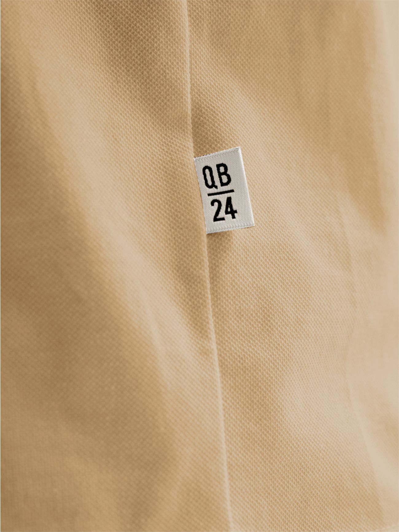 Men’s Beige Crewneck Pique T-shirt QB24 in_i6
