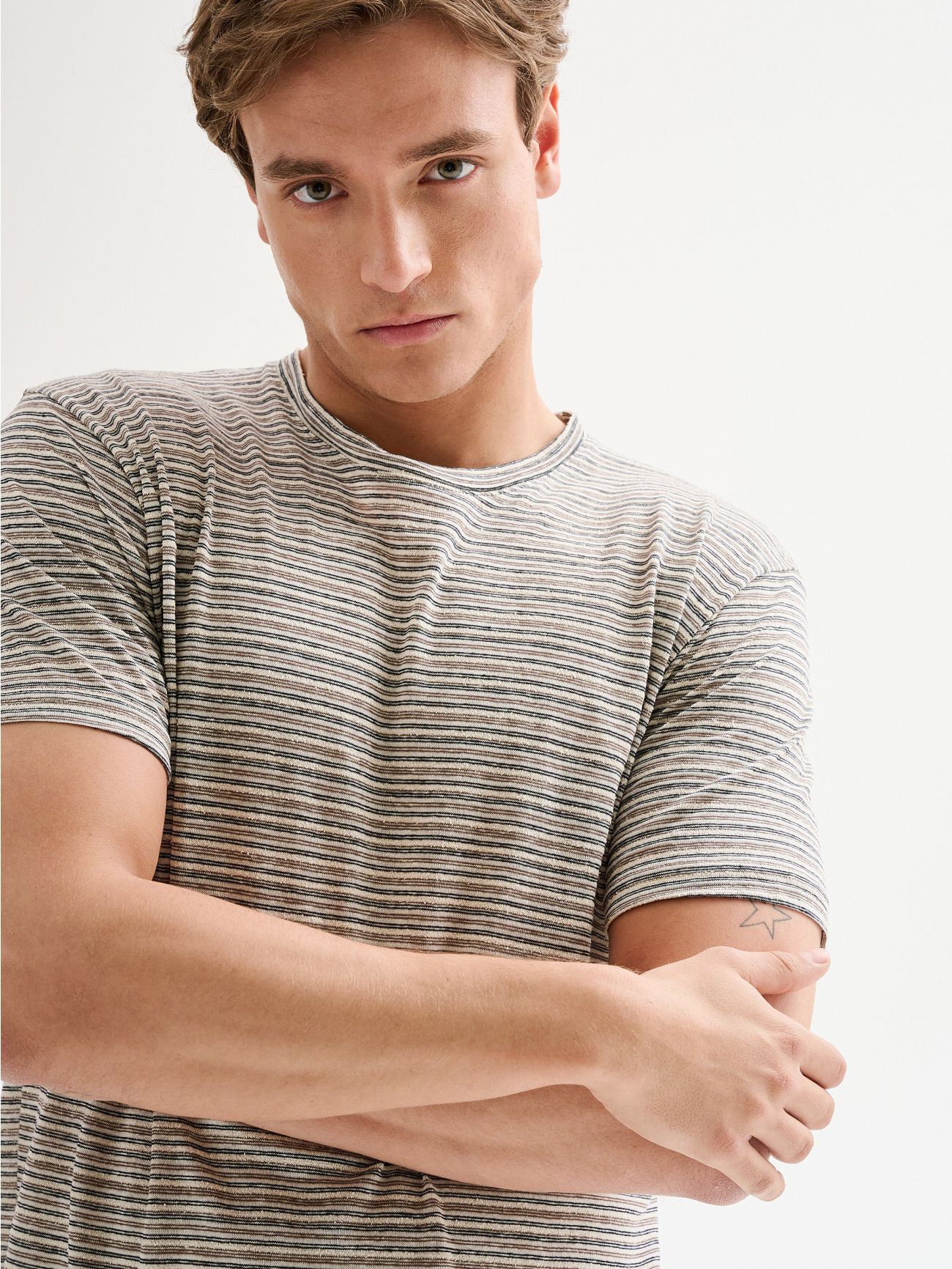 Men’s Crewneck T-shirt with Micro Stripes QB24 in_i5