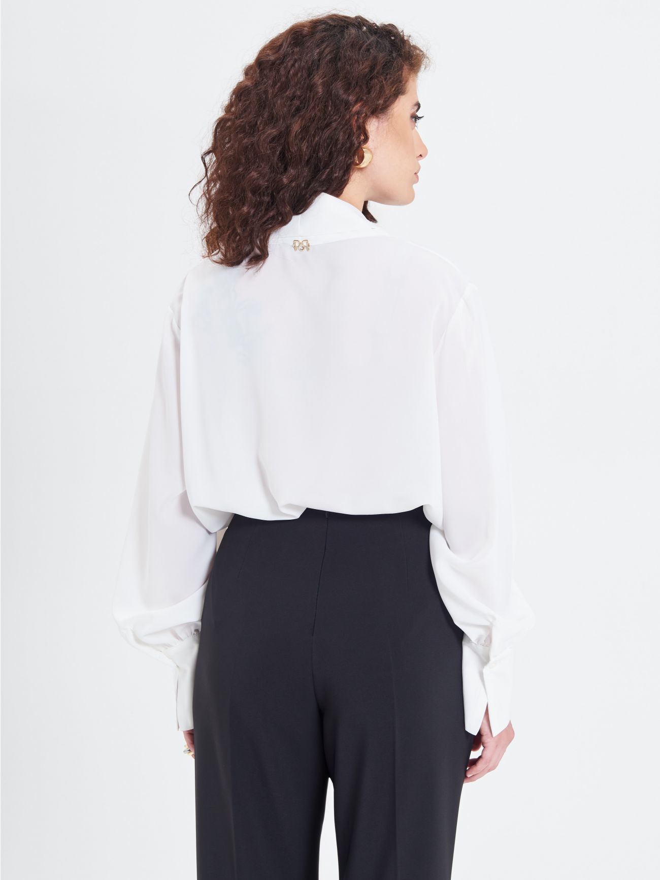 Curvy White Blouse in_i4