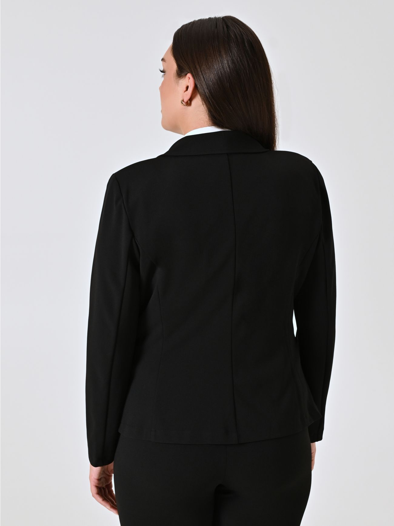Curvy-Jacke mit einem Knopf in Schwarz det_3